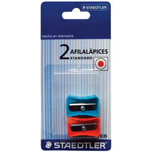 Sacapuntas marca Staedtler con cuchilla afilada que da punta uniforme a lapices y lapices de colores. Diseno practico con deposito de viruta.