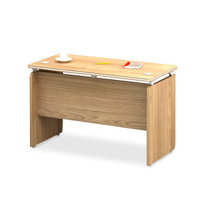 ESCRITORIO GERENCIAL DE MADERA CLARA ESCRITORIO GERENCIAL DE MADERA CLARA