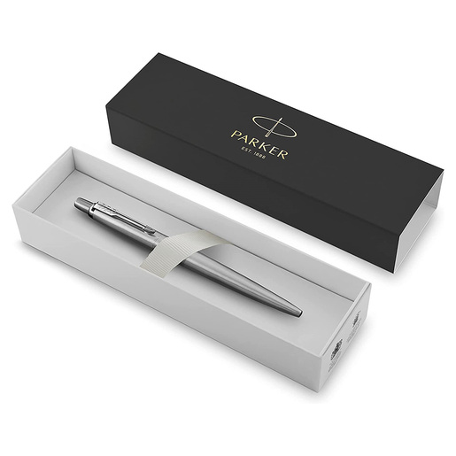 Boligrafo Parker de diseno ejecutivo y escritura suave. Cuerpo metalico con acabados premium, ideal como pieza personal o regalo corporativo. Acabado en acero.