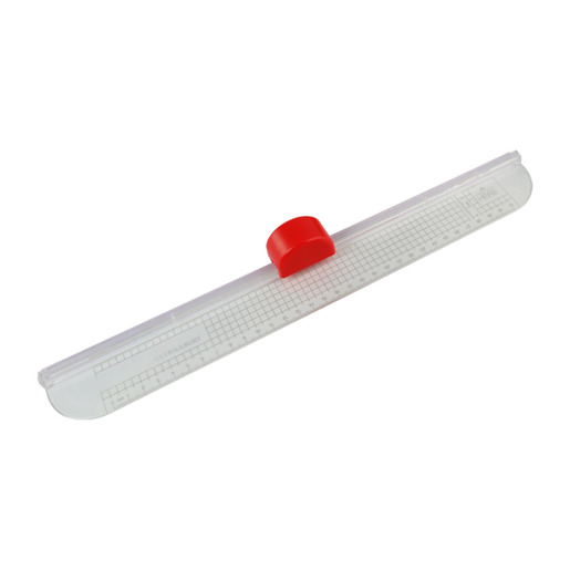 Guillotina compacta iOffice. Diseño compacto ideal para espacios reducidos. Cuchilla de acero con protector de seguridad. Guías de medición para cortes precisos. Ideal para oficina y hogar.