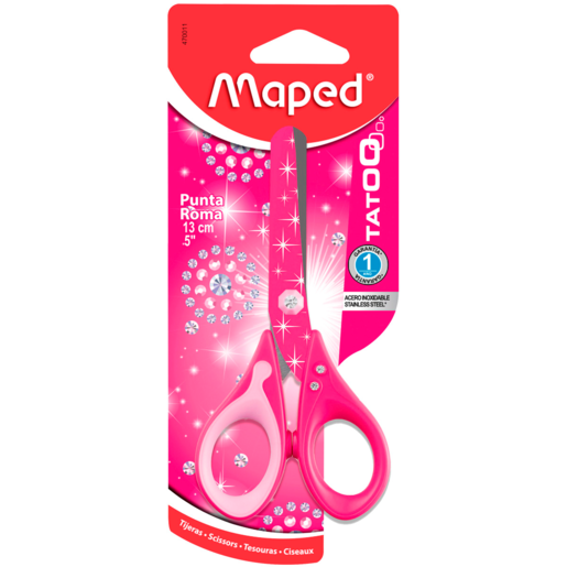 Tijera Maped Tatoo Innovation de 13 cm. Diseño único con estampados tipo tatuaje. Hojas de acero inoxidable. Mangos ergonómicos. Punta redondeada para mayor seguridad. Ideal para escuela y manualidades.