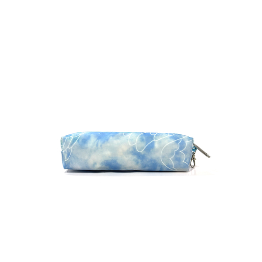 Estuche marca iStudy para organizar lapices, boligrafos y utiles. Cierre seguro y diseno practico para llevar tu material en mochila o cartera.