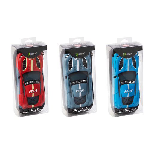 Estuche con diseño carro para organizar lápices, bolígrafos y útiles. Cierre seguro y diseño divertido para niños y niñas.